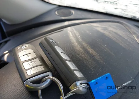 2017 Toyota Yaris Ia z USA, uszkodzony, nr VIN 3MYDLBYV3HY180310